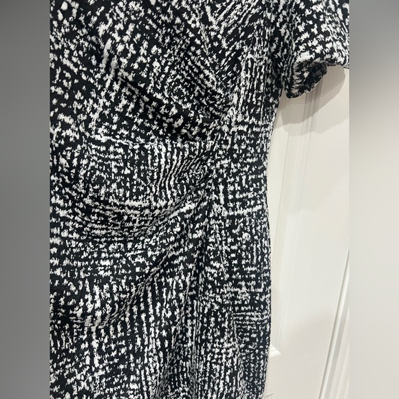 DKNY Black and White Patterned Mini Dress - Picture 4 of 7